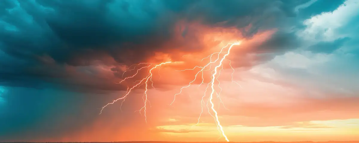 lightning-strike-sunset-speed-addiction-rehab A lightning strike during sunset, symbolizing the intense impact of speed addiction and the need for rehab.